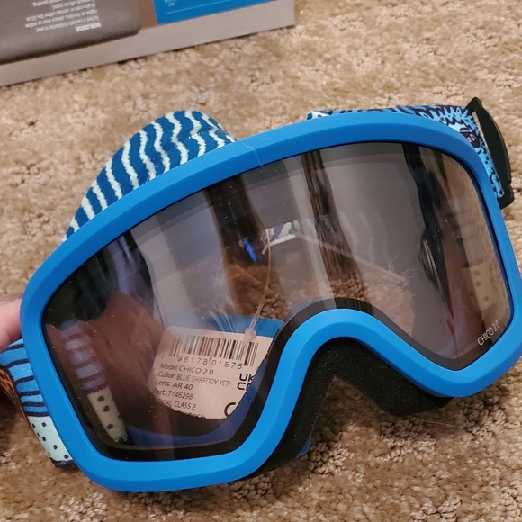 Goggles Giro Chico 2.0 Youth Snow Goggles - Black and Blue Shreddy Yeti - Picture 6 of 6